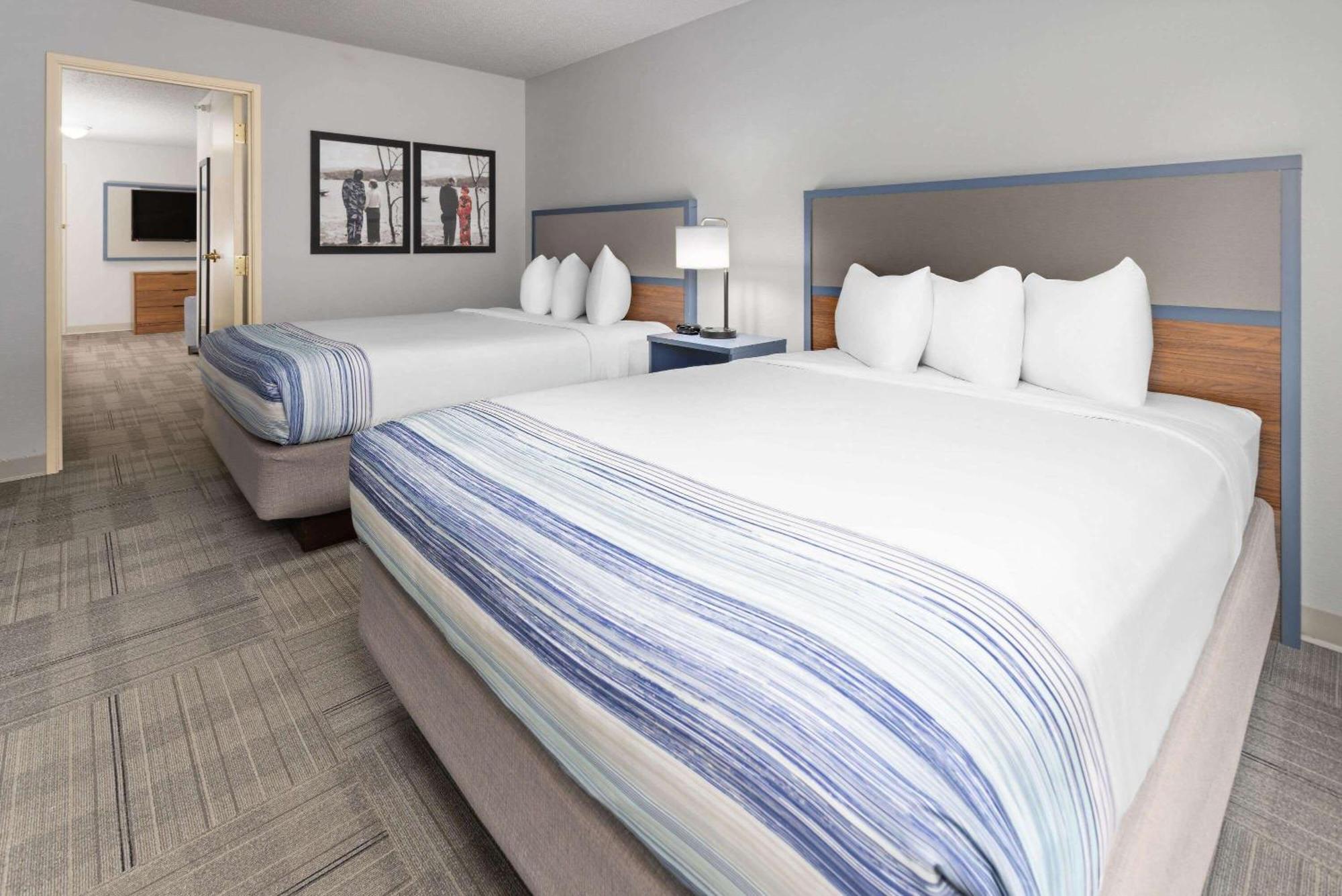 Americinn By Wyndham Iron Mountain Exterior photo